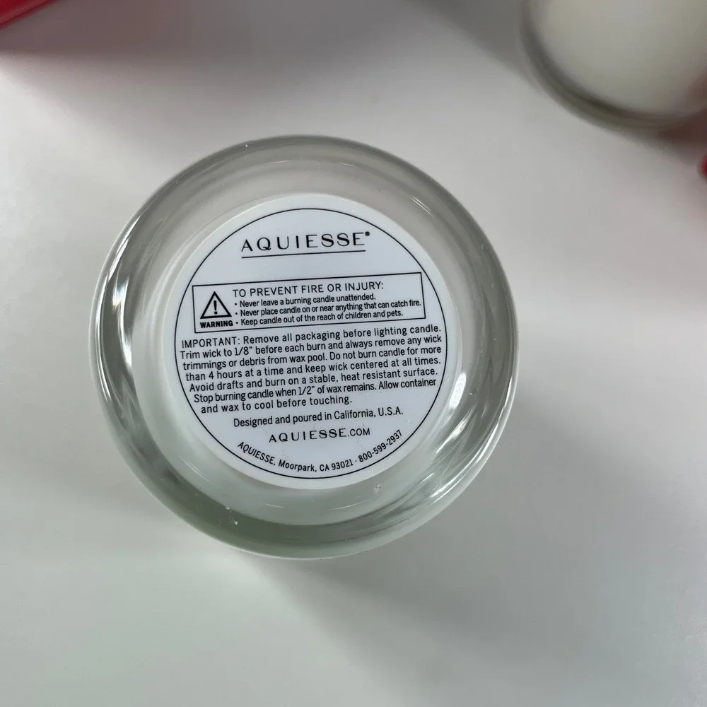 Aquiesse type set